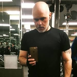 Meet your Posher, Abel